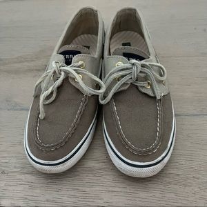 Sperry Top-Sider boat shoes size 6